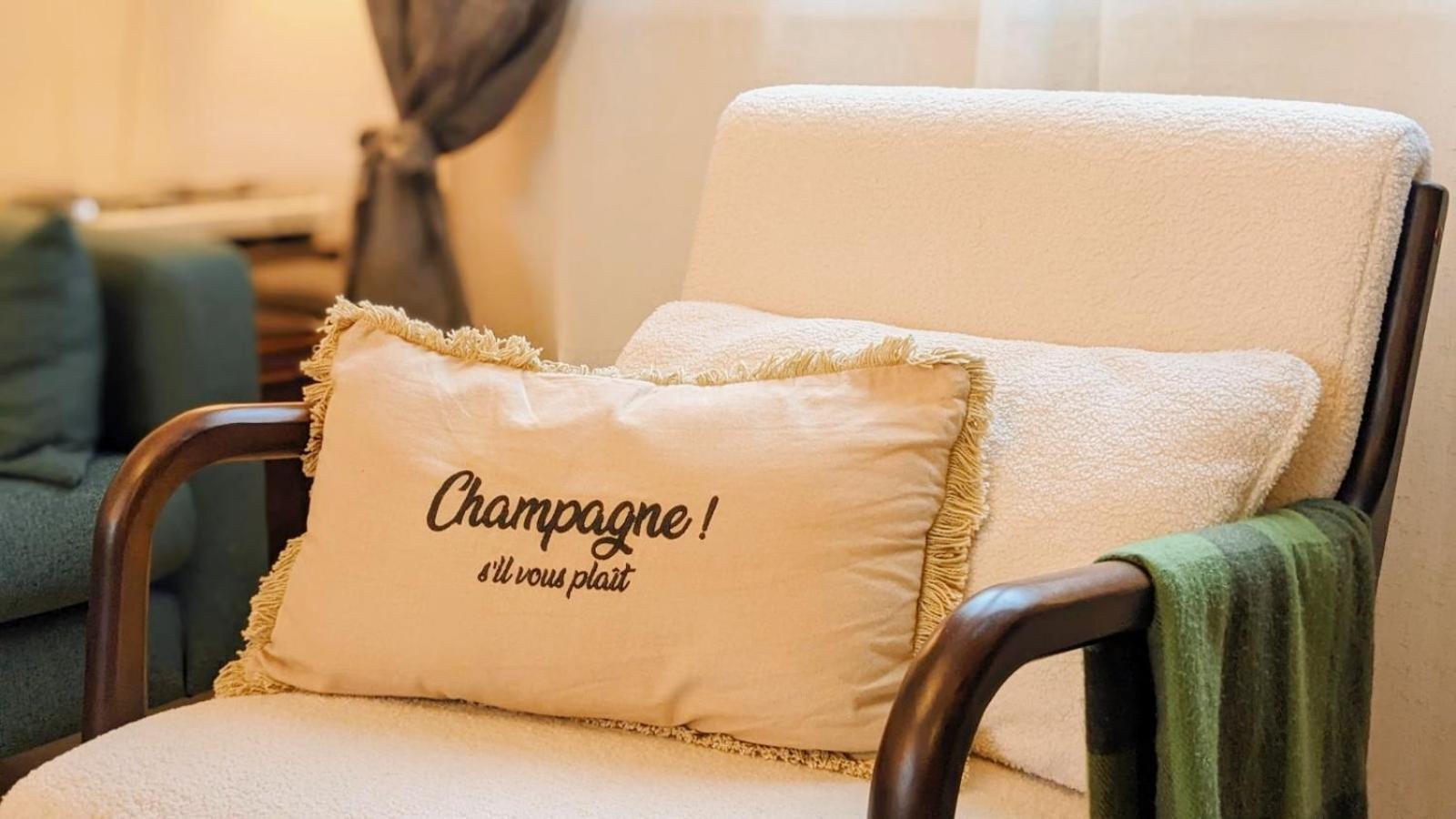 Le Cemarose: Spa, Jardin, Terrasse Et Jolie Vue Au Coeur D'إيبيرني المظهر الخارجي الصورة