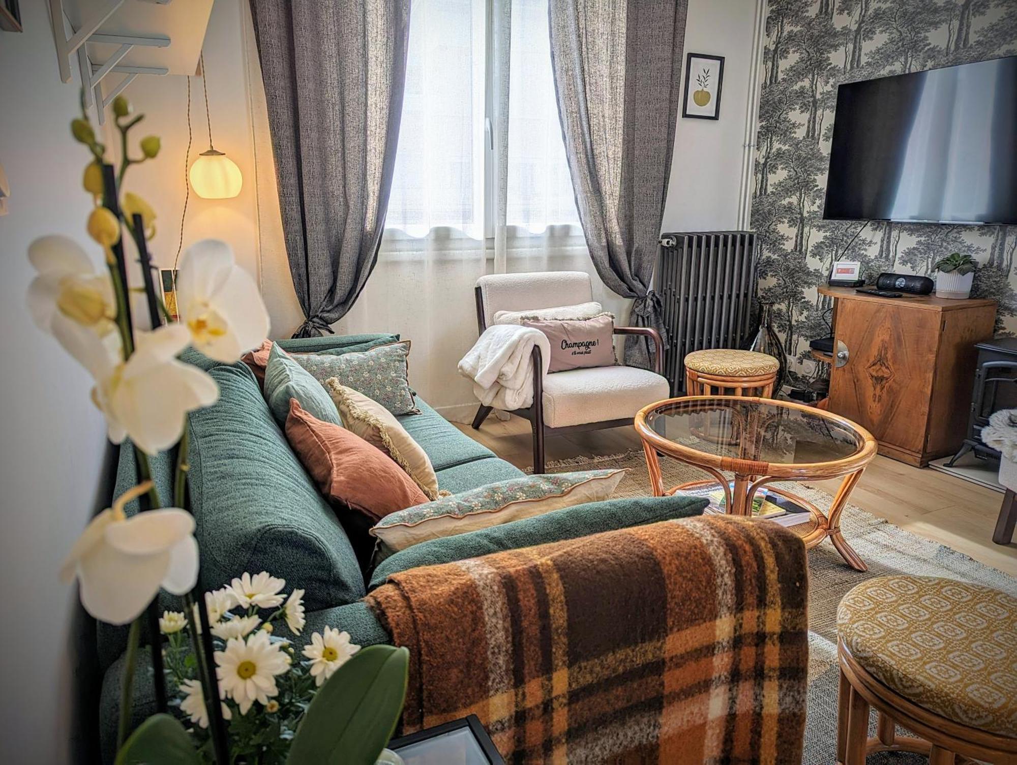Le Cemarose: Spa, Jardin, Terrasse Et Jolie Vue Au Coeur D'إيبيرني المظهر الخارجي الصورة
