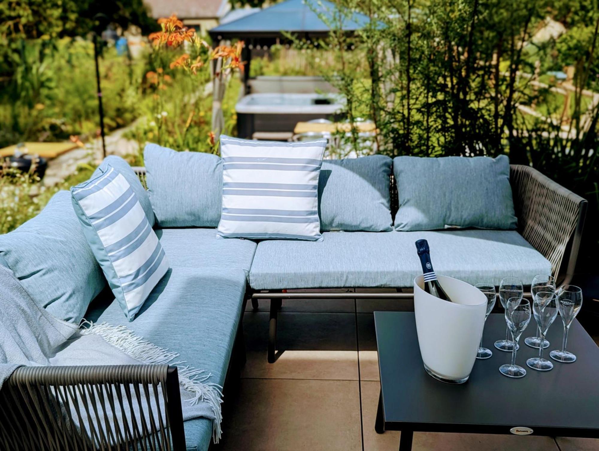 Le Cemarose: Spa, Jardin, Terrasse Et Jolie Vue Au Coeur D'إيبيرني المظهر الخارجي الصورة